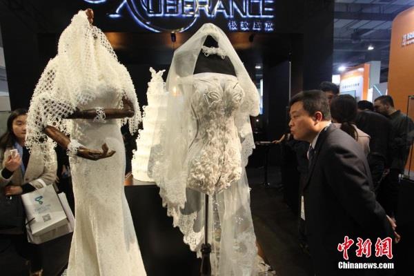 Свадебное 3D-платье от Xuberance
