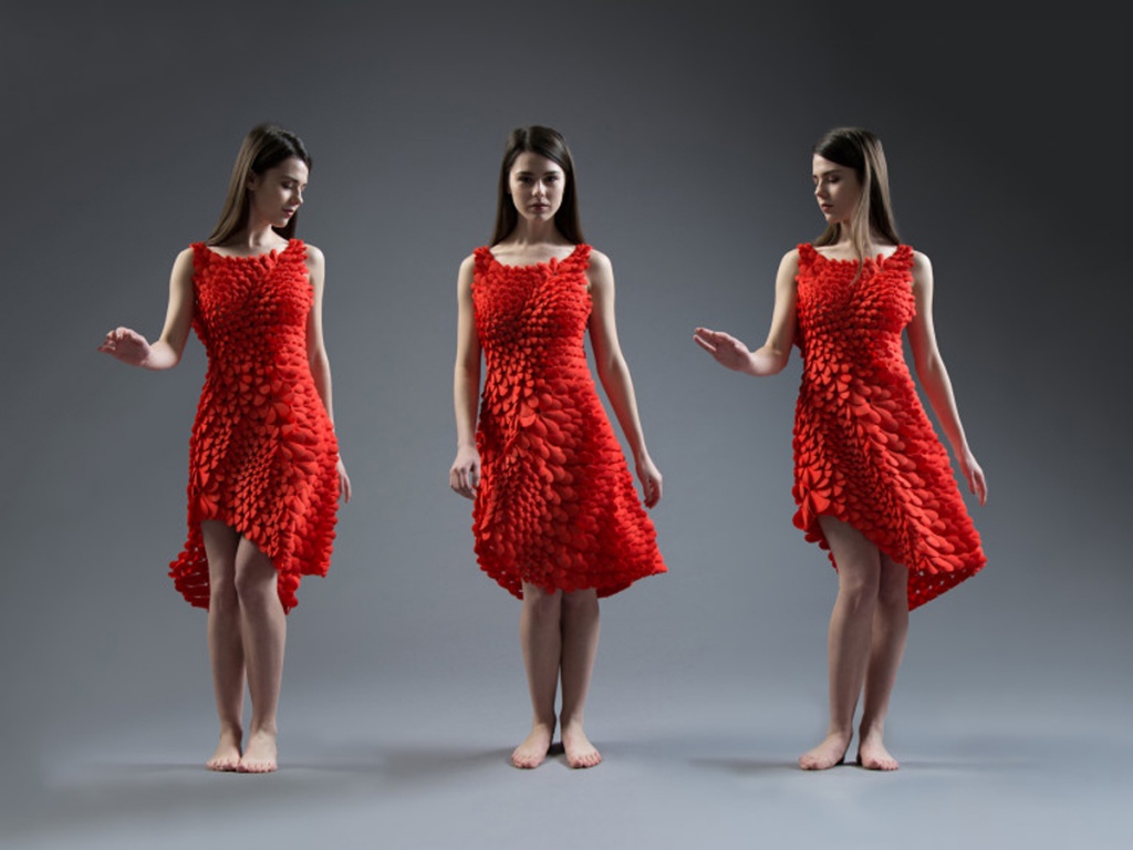 4D-платье из кинематических лепестков от компании nervous system