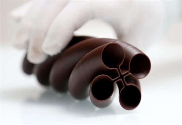 belgium-miam-factory-making-flawless-3d-printed-chocolates-4.jpg