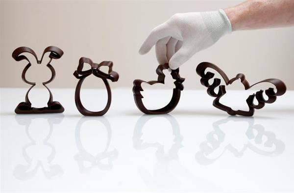 belgium-miam-factory-making-flawless-3d-printed-chocolates-1.jpg