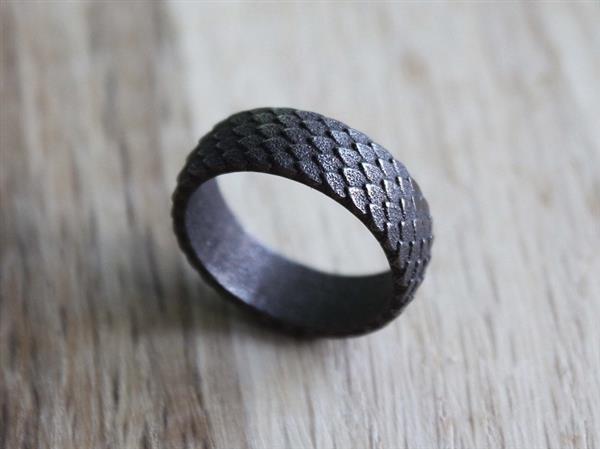 primal-crafts-3d-printed-metal-jewelry-inspired-by-norse-mythology-3.jpg