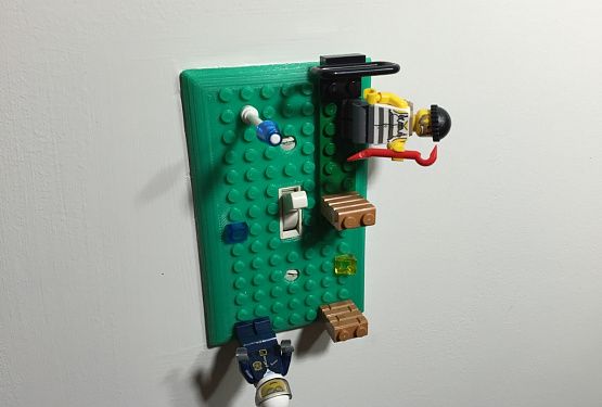 картинка Накладка на выключатель "Лего"